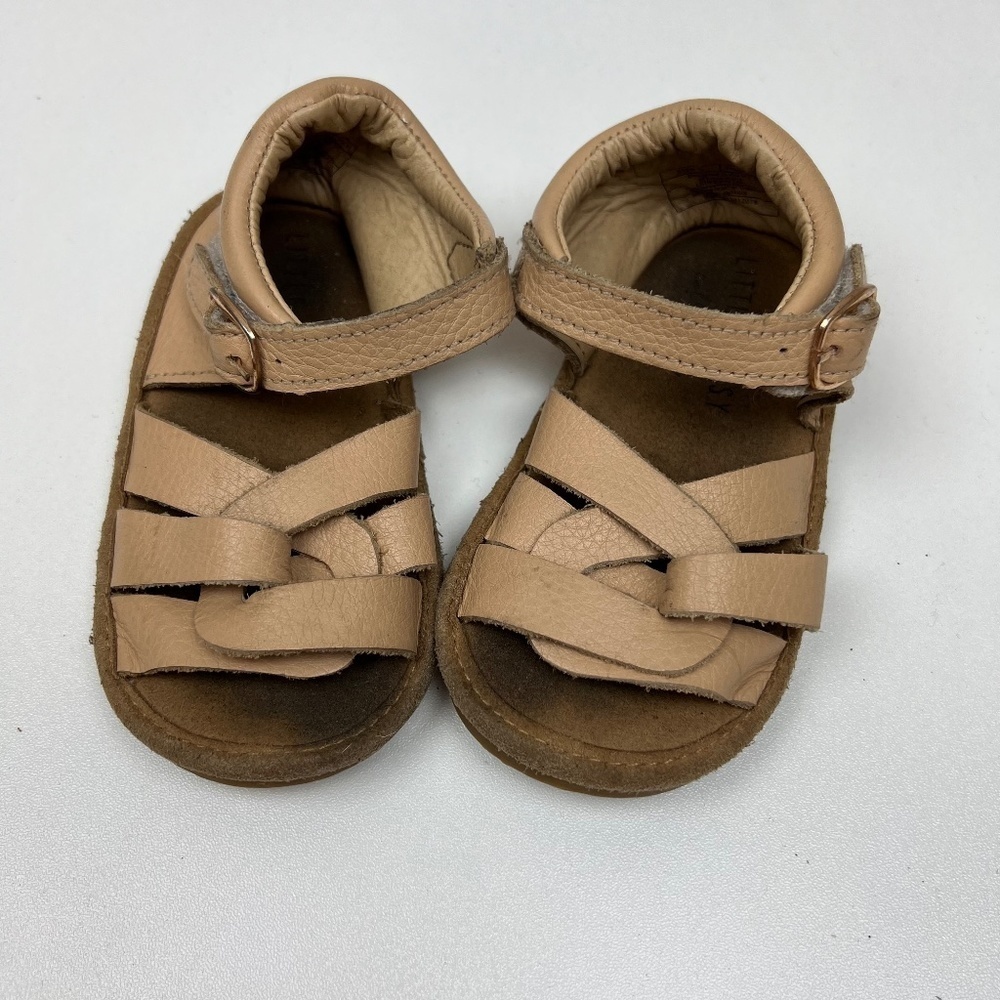 Little Bipsy Sandals in Tan Sz 5